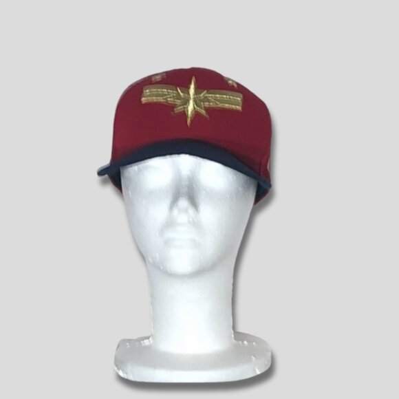 Marvel x New Era Captain Marvel Hat Embroided Starred Badge Snapback Red/Yellow - Picture 3 of 9
